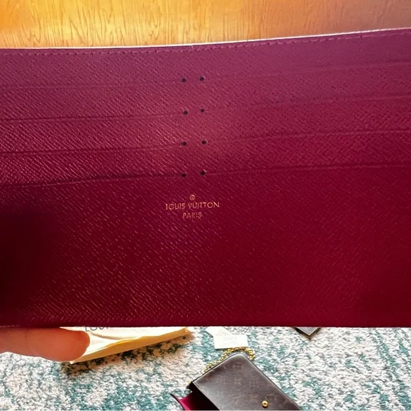 Louis Vuitton Monogram Pochette Félicie - Brown/Gold - Picture 9 of 16